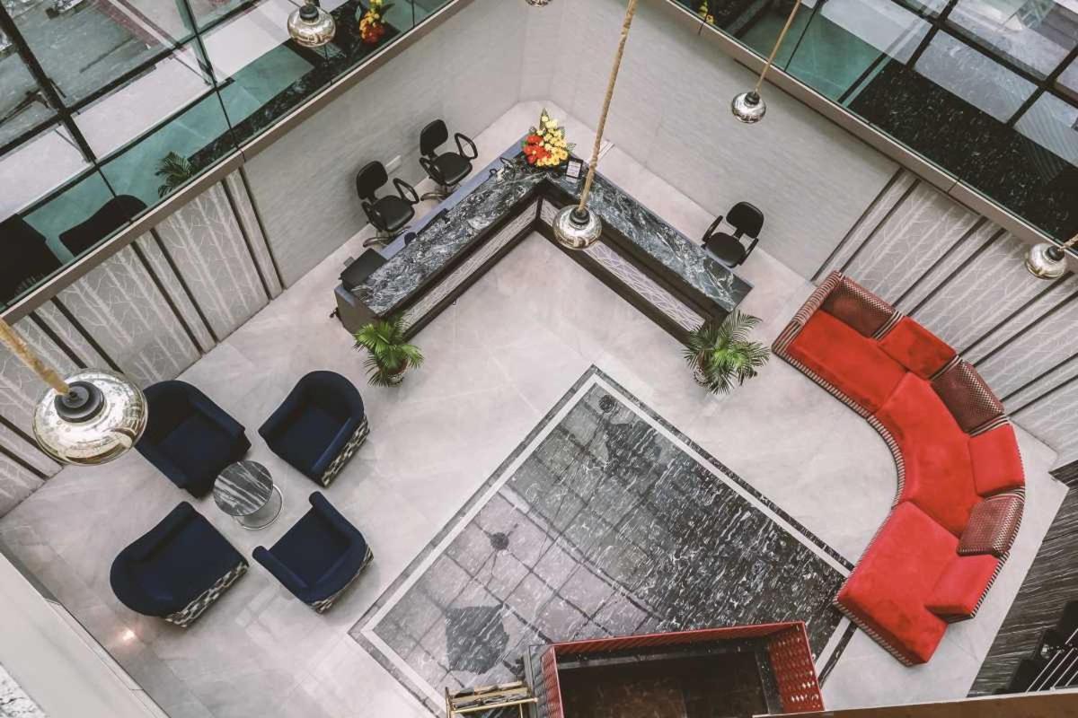 Hotel The Kalyaniz Guwahati Esterno foto