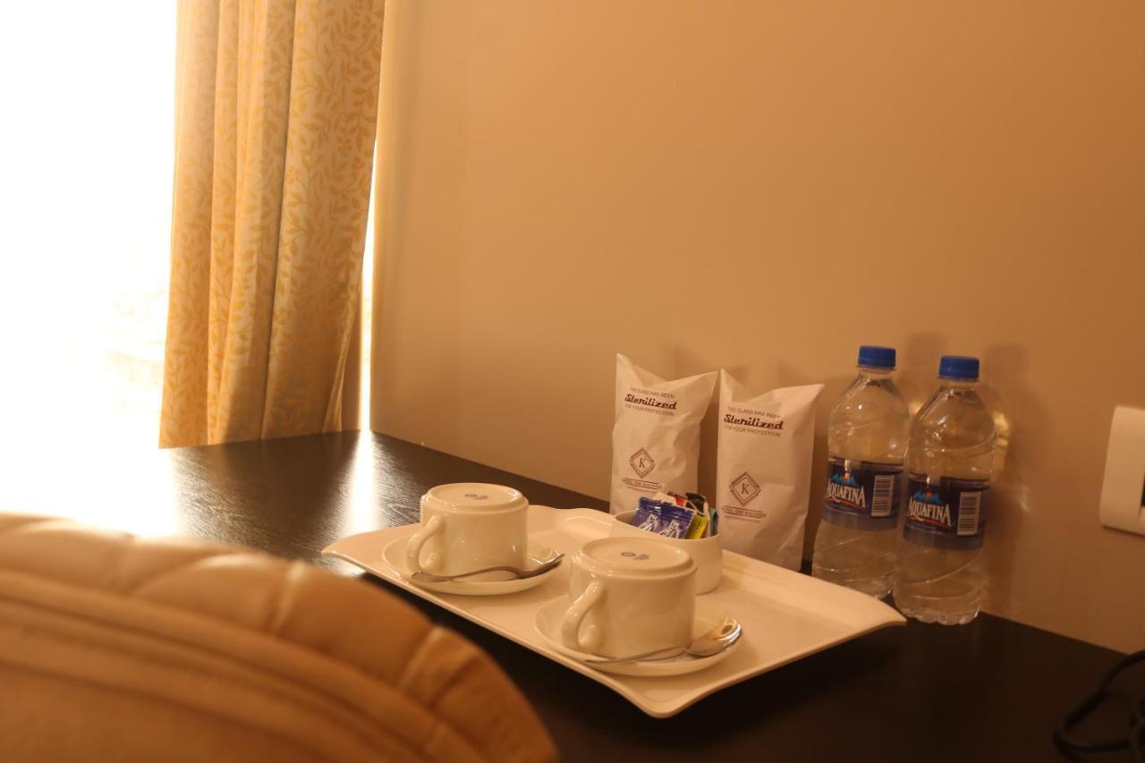 Hotel The Kalyaniz Guwahati Esterno foto