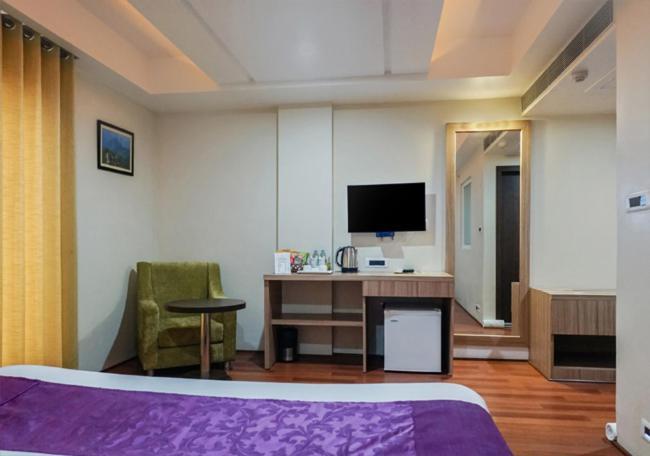 Hotel The Kalyaniz Guwahati Esterno foto